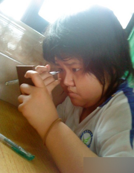 ��ЩŮ������hold��ס ��Ц����