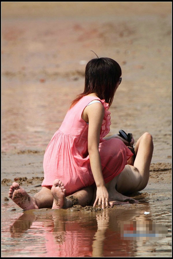 ����ɳ̲���ǶԿ��ŵ����²����գ�ͼ��